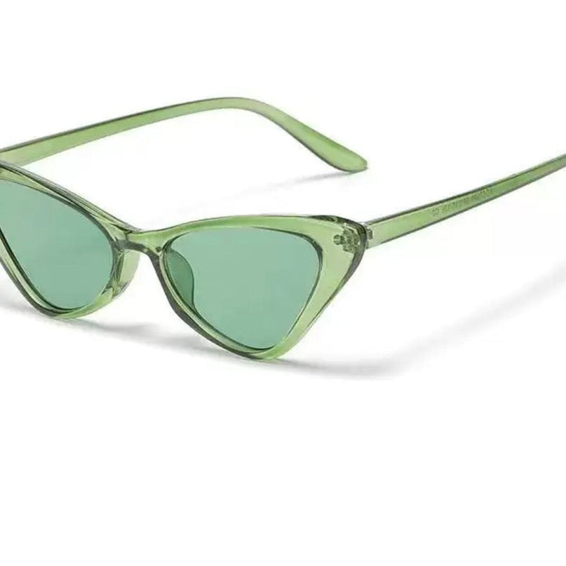 GREEN CAMELEON